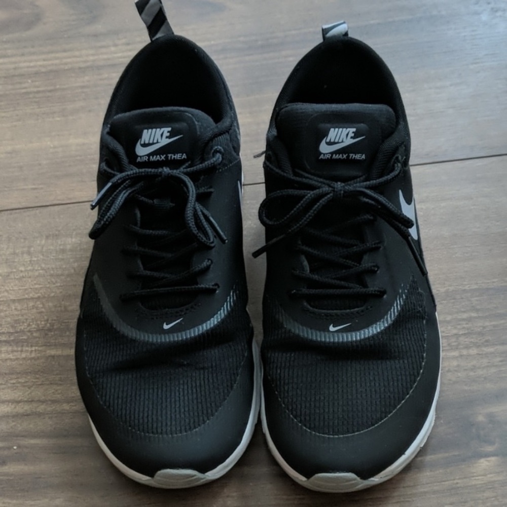 Air Max Thea’s